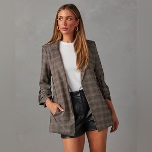 NWT Vici Tanilla Plaid Blazer